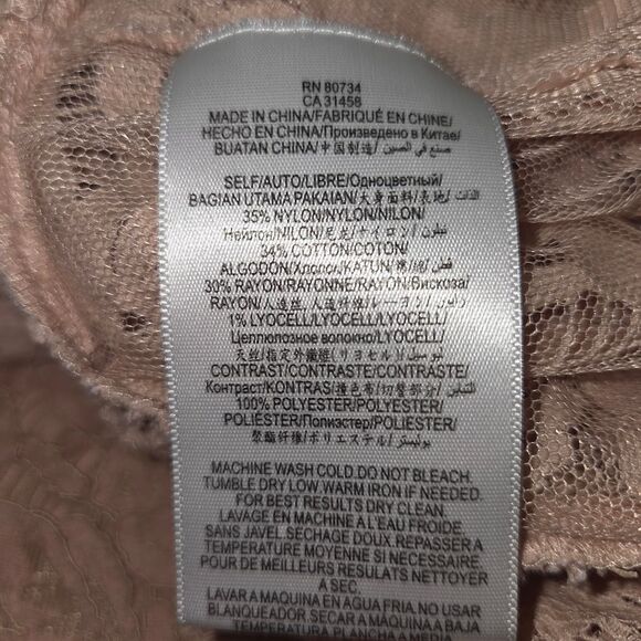 Bcbgmaxazaria Off Shoulder Lace Sheer Top Blouse Size Small - Picture 8 of 9